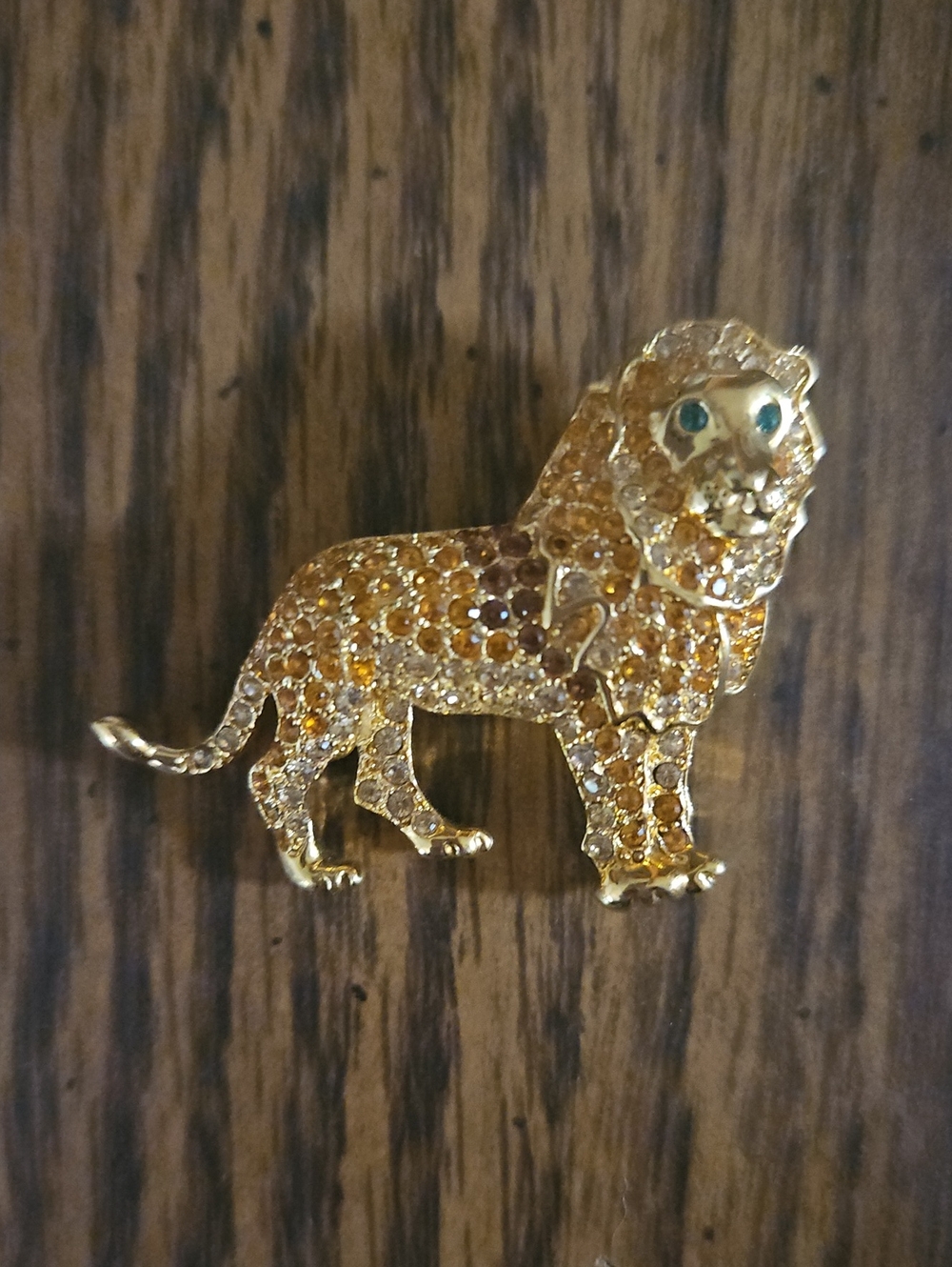 MONET Vintage Gold Tone Lion Brooch - Pavé Crystals